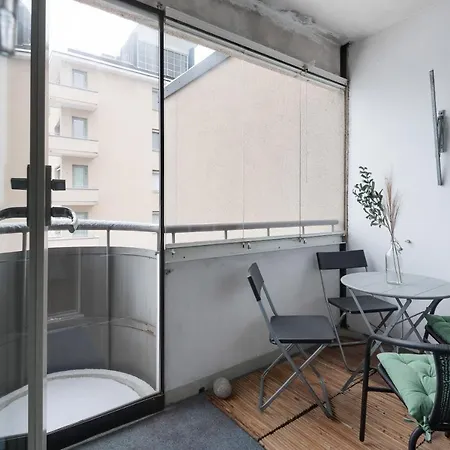 Wehost 2br In The Centre With Sauna And Balcony @sinebrychoffinkatu 11